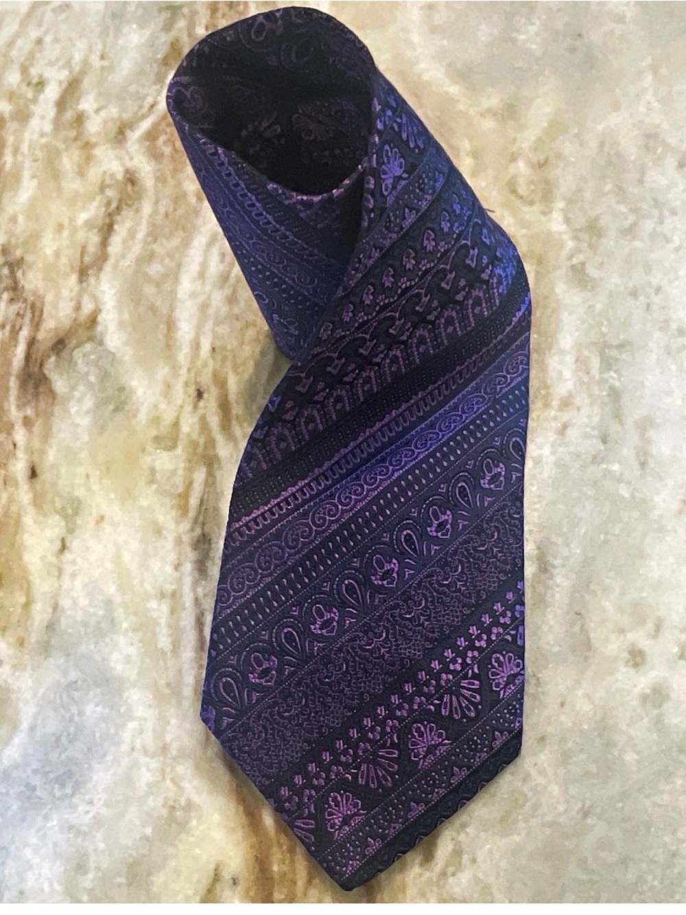 Brioni Silk Purple Navy Black Paisley Winter Weight Tie Handmade Italy